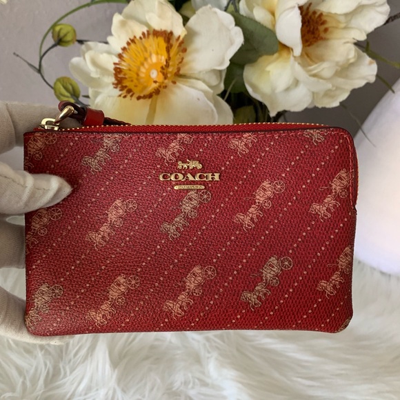 Coach Classic Horse & Carriage Wristlet Corner Zip - Picture 1 of 10